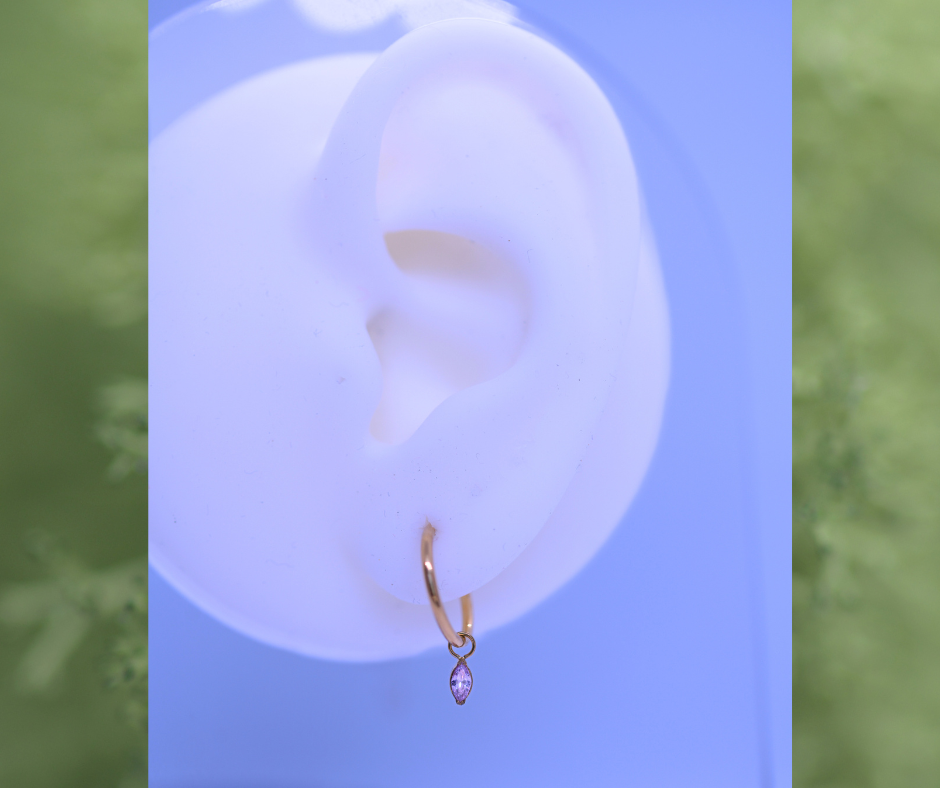 Charm Oval Alb auriu