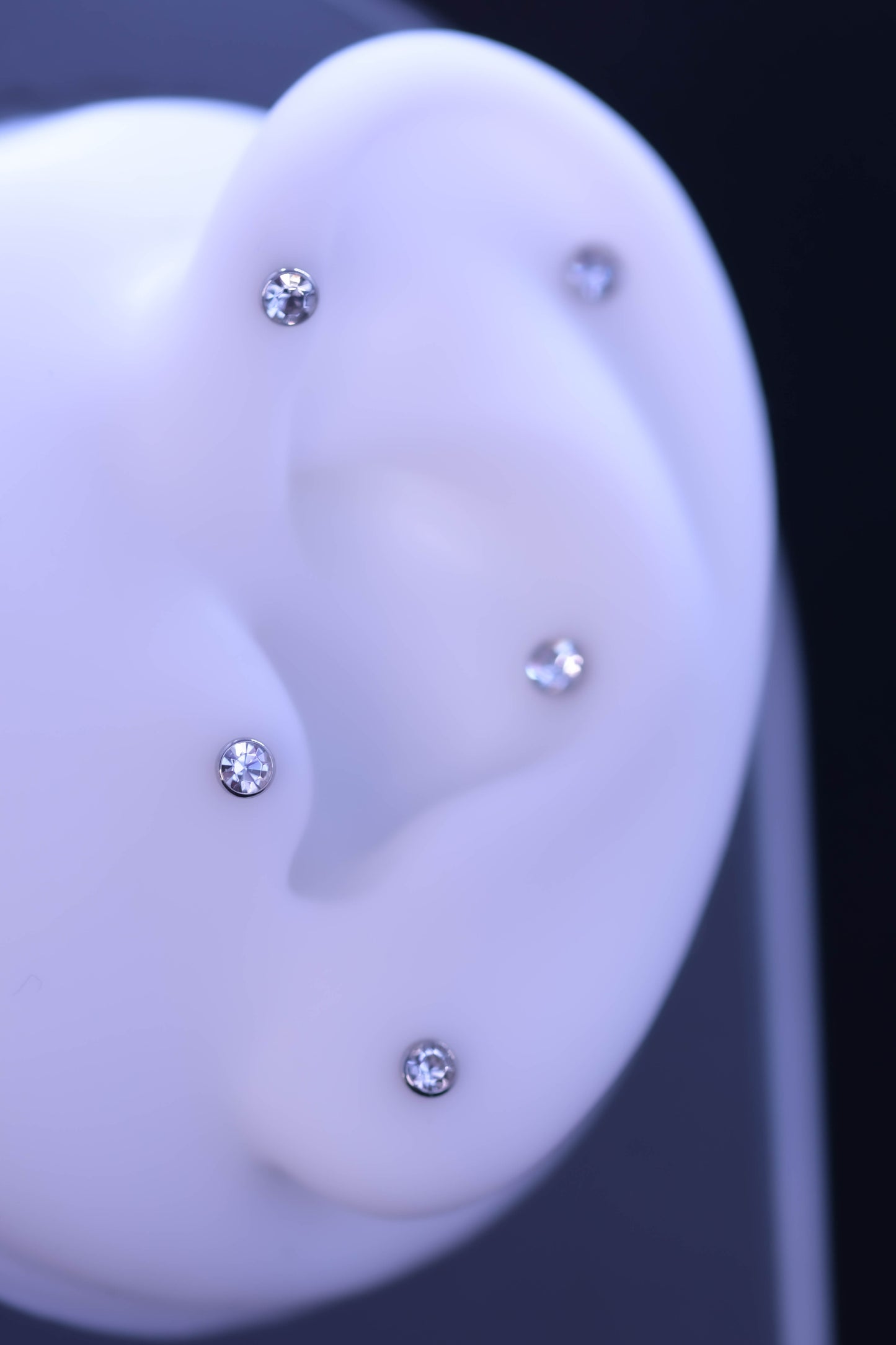 Labret cu piatră de diverse culori