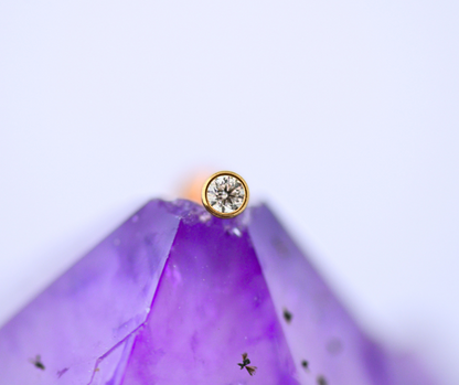 Labret titan cu piatră rotundă (golden)